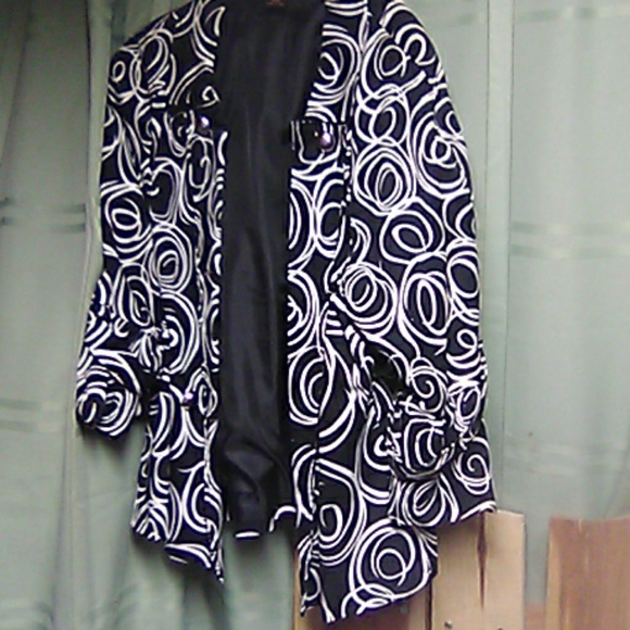 Jacket - Picture 1 of 3